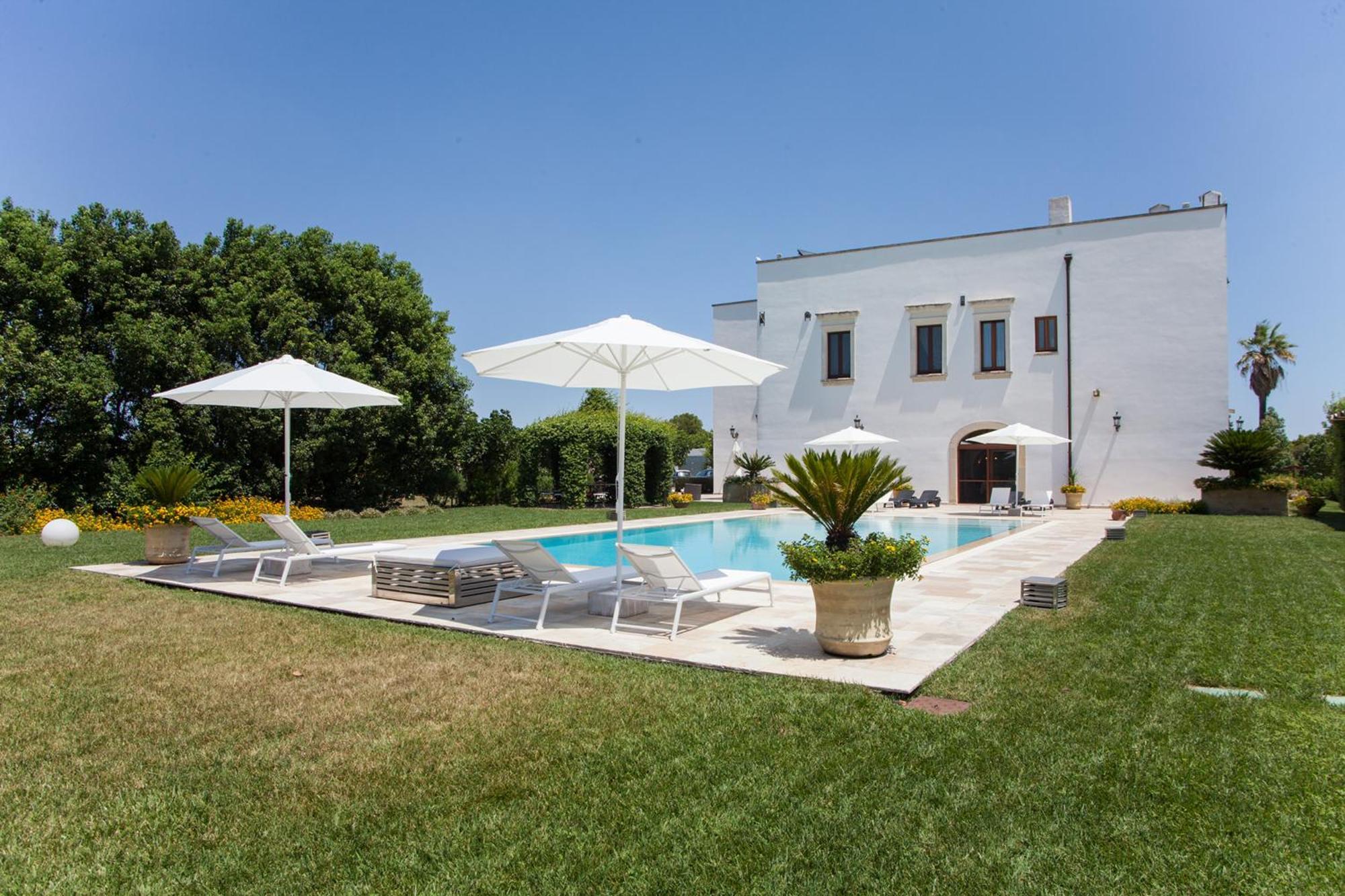 Villa Maxima Privacy And Pool - Happy Rentals Galatina Exterior photo